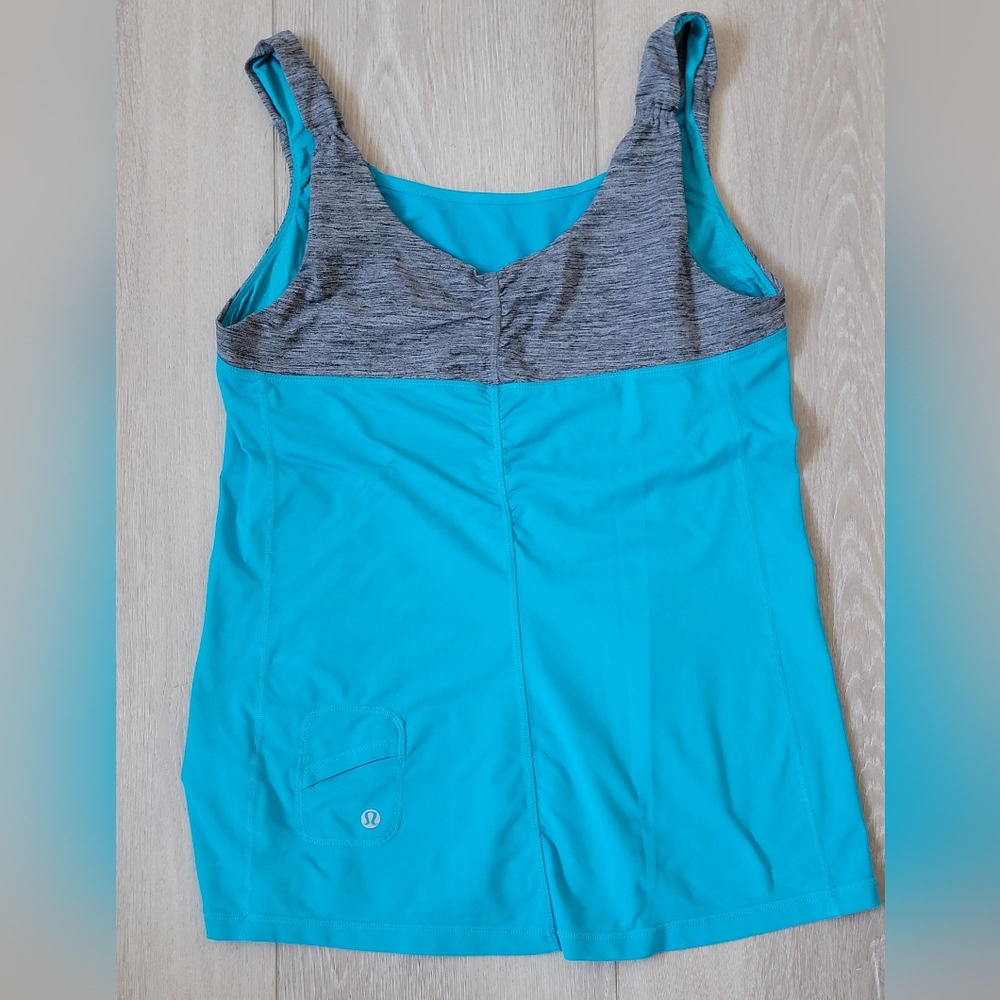 lululemon athletica Women's Teal Athletic Shorts Size-10